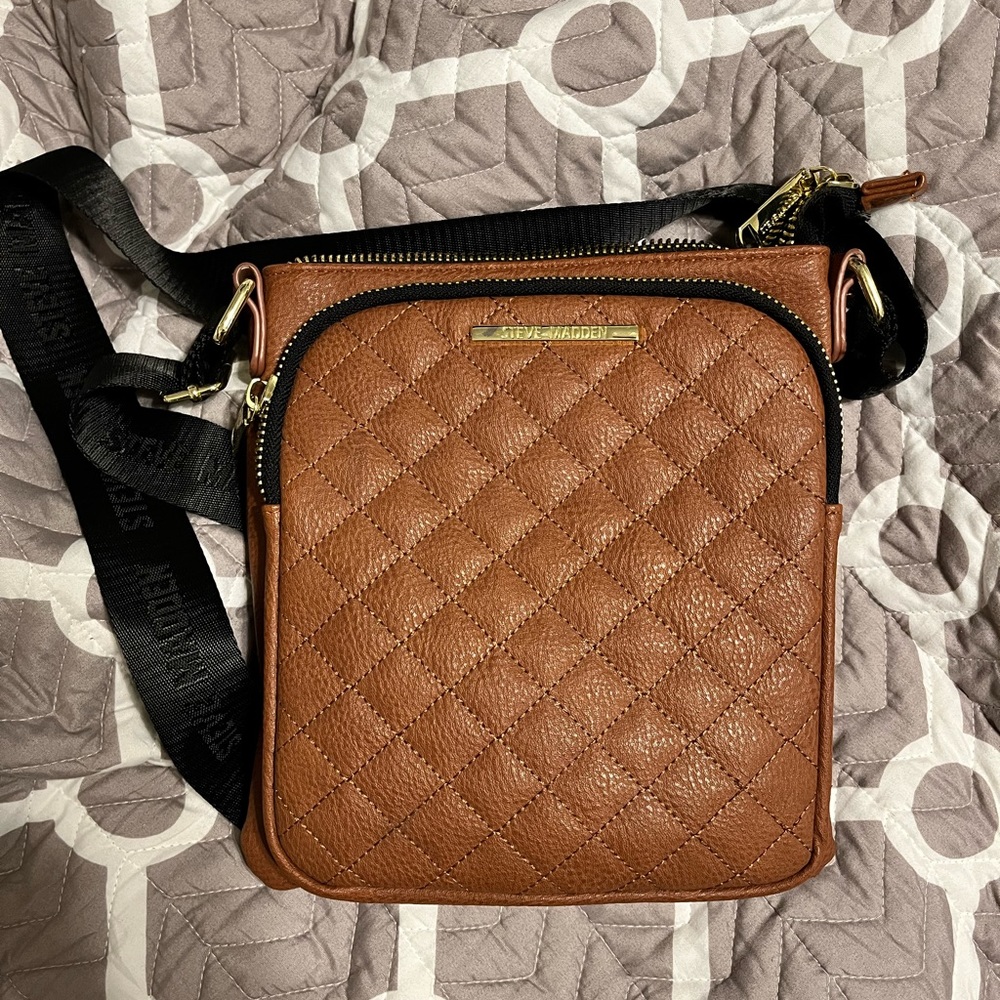 Steve Madden purse